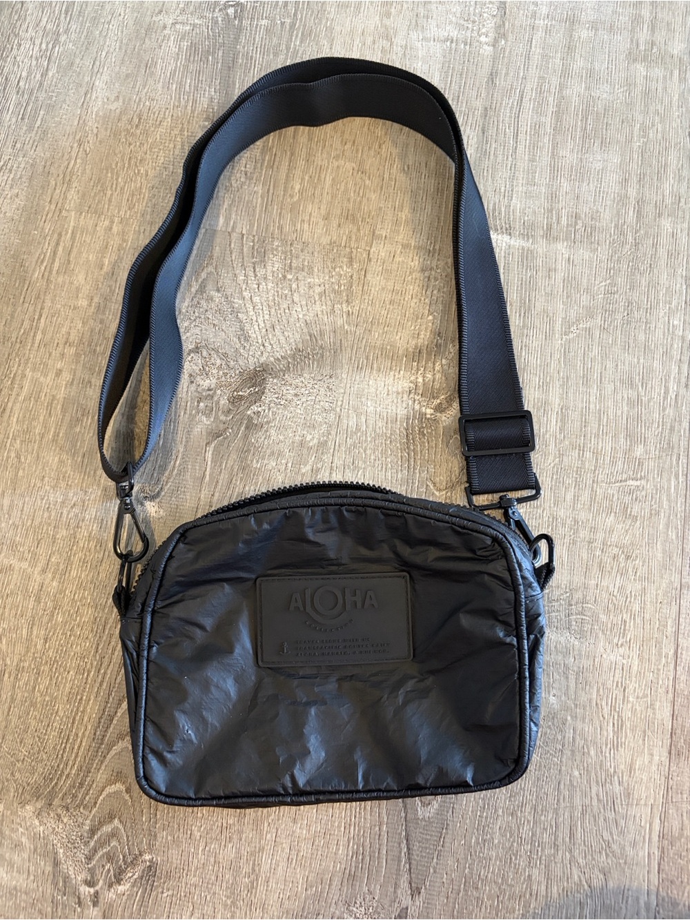 ALOHA COLLECTION MONOCHROME LE TOUR